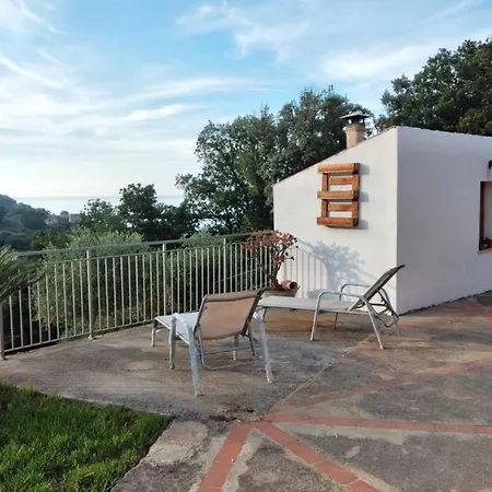 בית נופש Camilla *