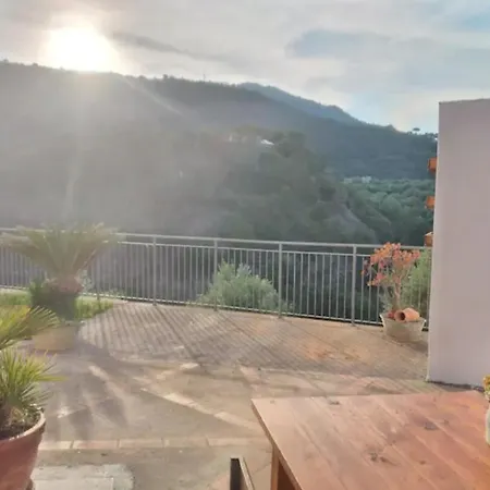 Camilla בית נופש צ'פאלו